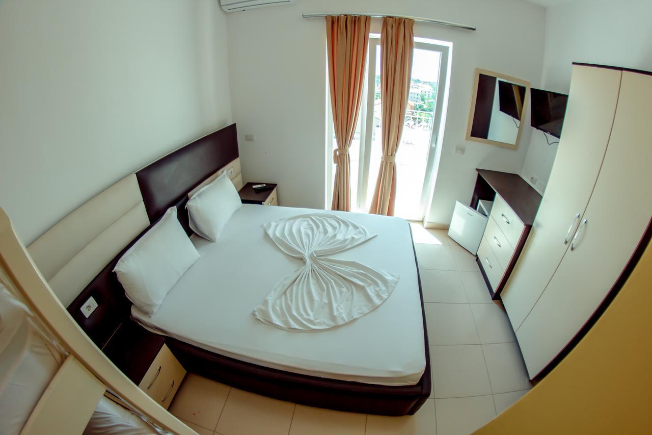 Kompleksi Muja Velipoje Ngoại thất bức ảnh