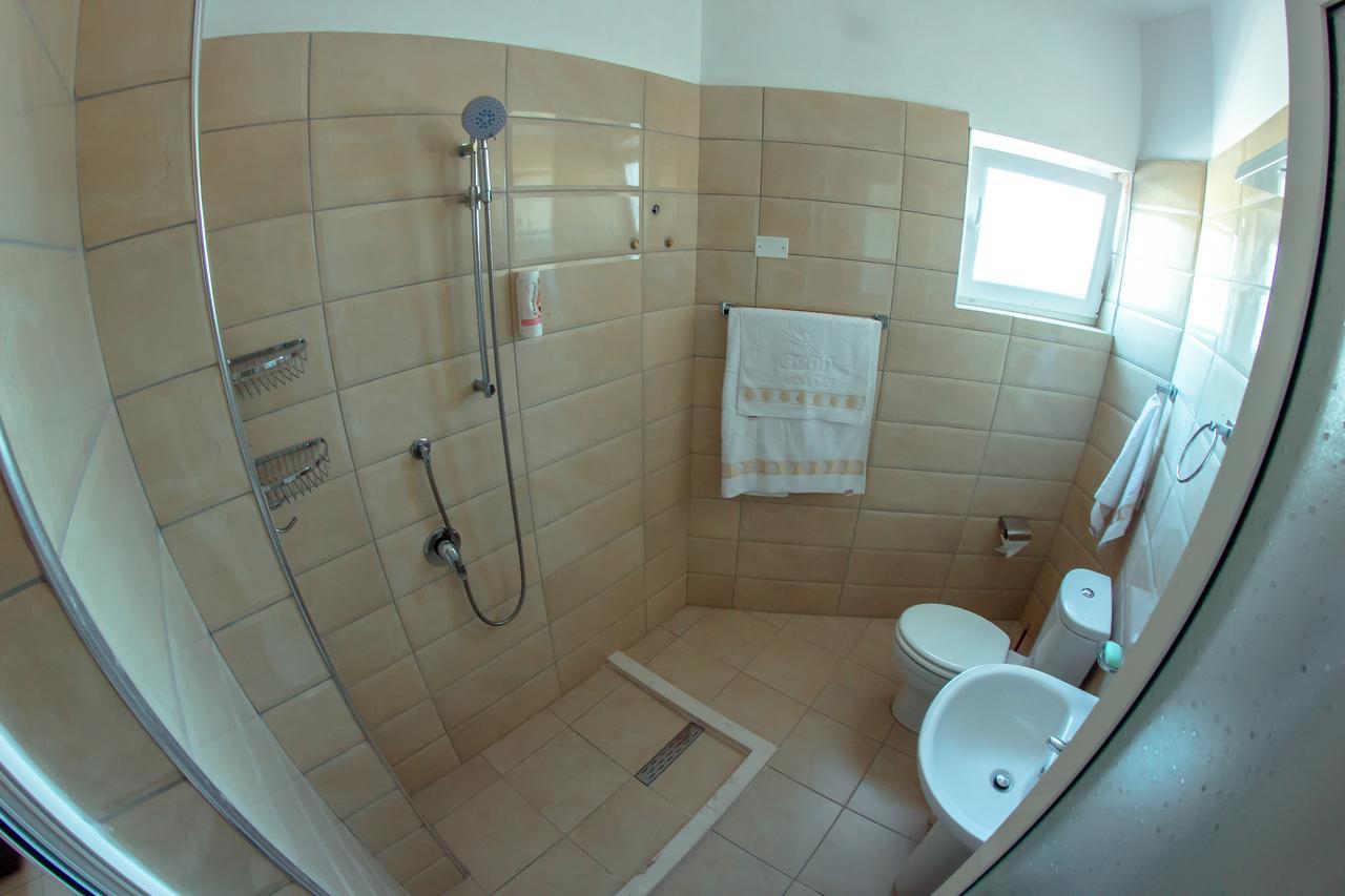 Kompleksi Muja Velipoje Ngoại thất bức ảnh